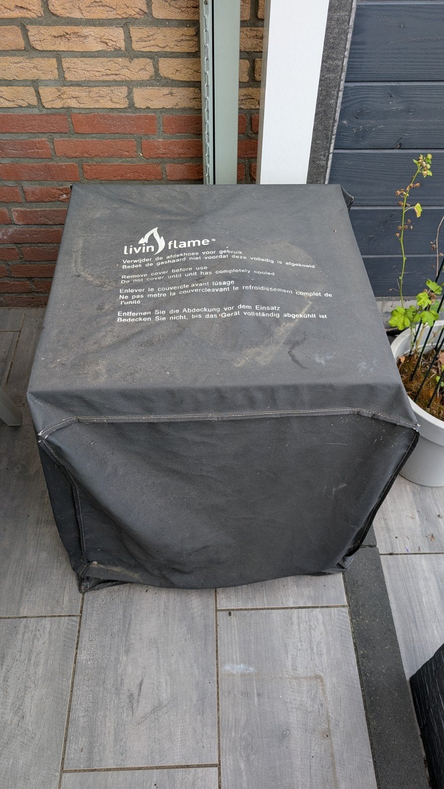 Lounge vuurtafel met hoes - Livin' flame, Tuin en Terras, Ophalen, Gebruikt, Vuurkorf