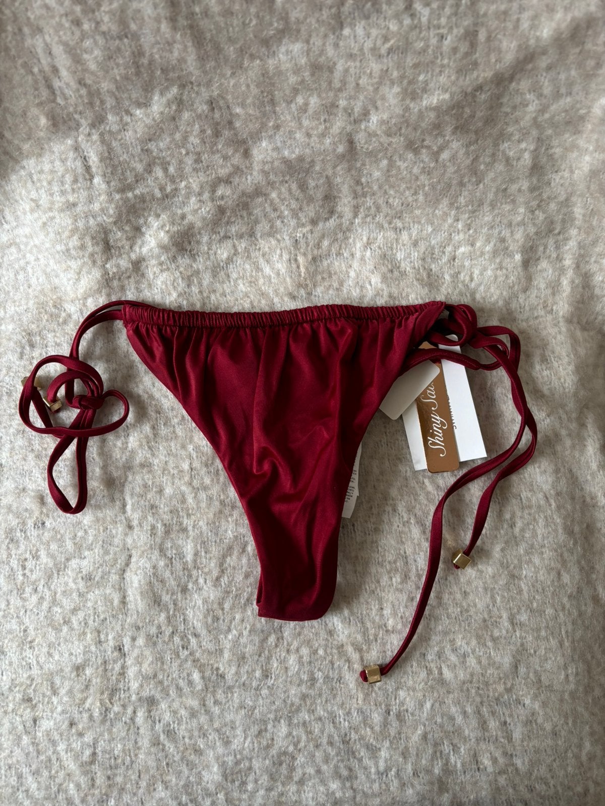 Calzedonia S-M Shiny Satin Bikinibroekje Strikbroekje rood, Ophalen of Verzenden, Nieuw, Rood, Bikini