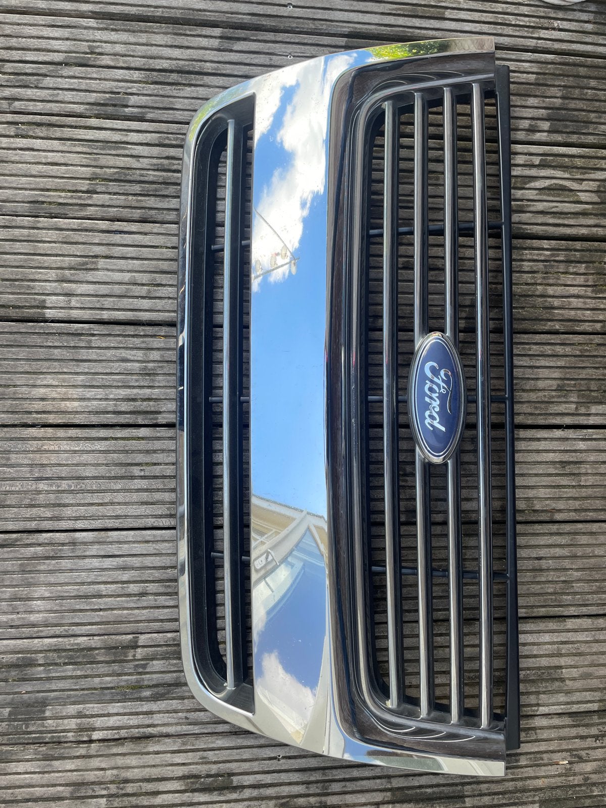 Ford Explorer 2007 Grille - Gebruikt, Auto-onderdelen, Ophalen, Gebruikt, Voor, Ford