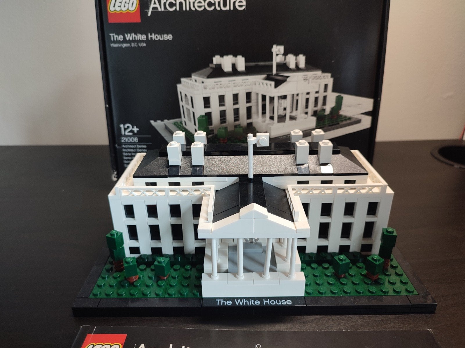 LEGO Architecture 21006 The White House, Ophalen of Verzenden, Zo goed als nieuw, Overige merken