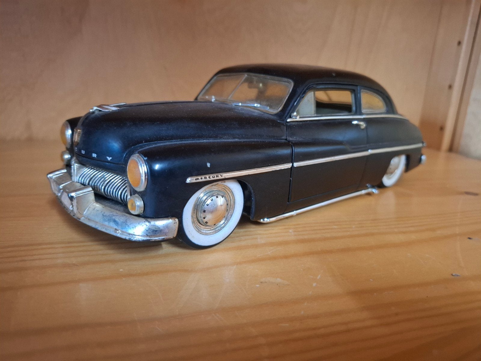 ERTL 1:18 Mercury 1949 Custom Barnfind Modelauto, Ophalen of Verzenden