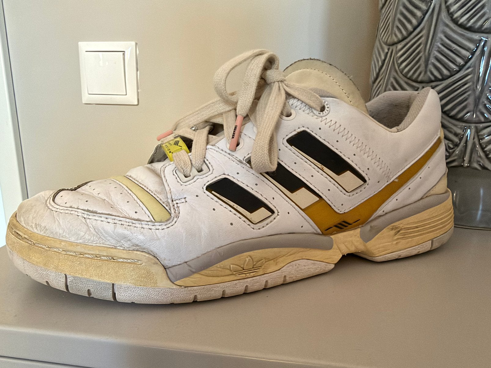 Adidas Torsion maat 42, Ophalen, Zo goed als nieuw