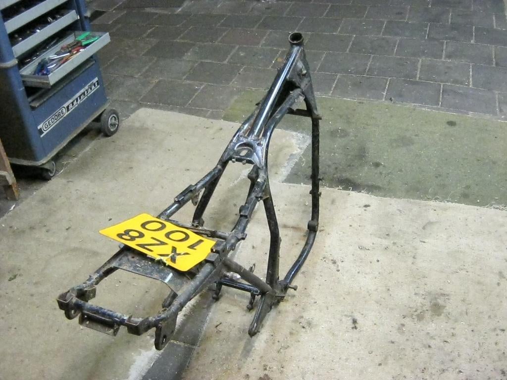 Frame met kenteken kawasaki z650, Motoren, Onderdelen | Oldtimers, Ophalen, Gebruikt