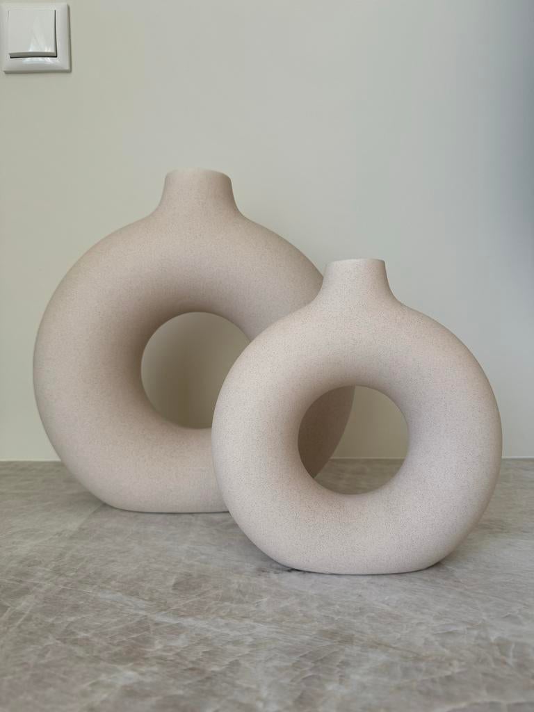 H&M Home Donut Vaas Set - Beige Keramiek, Huis en Inrichting, Woonaccessoires | Vazen, Overige kleuren, Aardewerk of Porselein