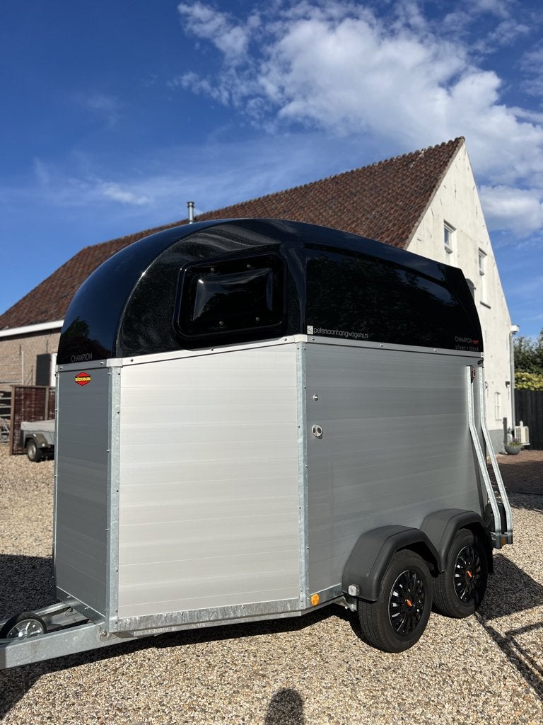 Böckmann Champion Esprit 2-paards trailer 2025 (BTW), Dieren en Toebehoren, Paarden en Pony's | Trailers en Aanhangwagens, Ophalen