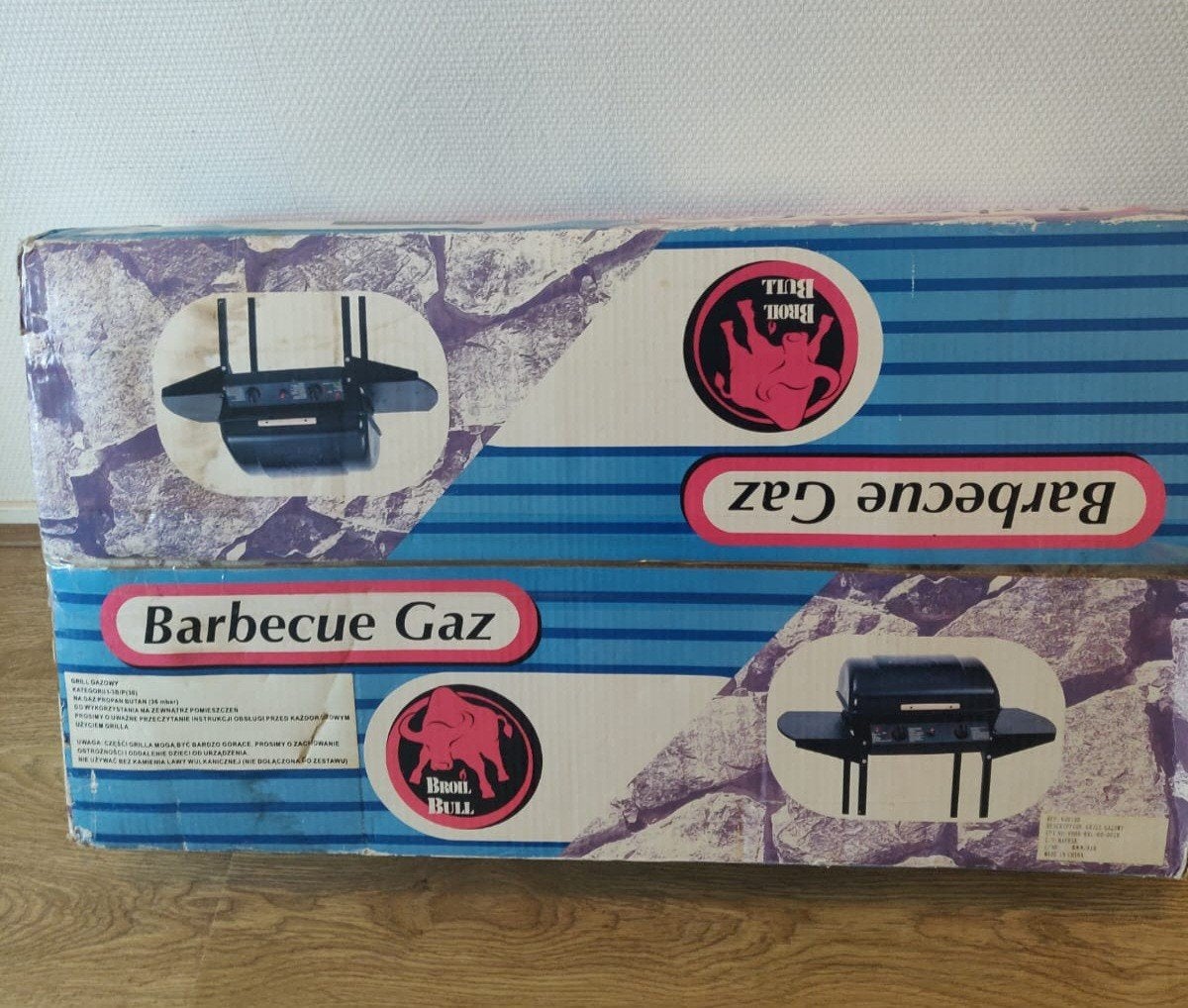 Gloednieuwe gas BBQ met lavastenen en gasslang, Ophalen, Nieuw