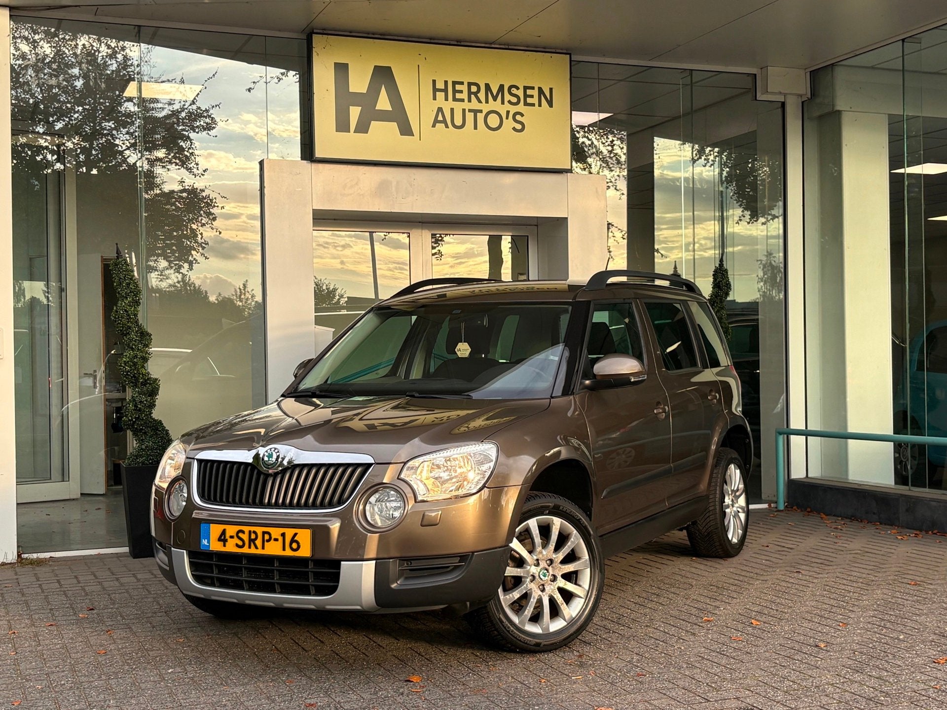 Skoda Yeti 1.2 TSI |Dealer Onderhouden|1e eig|DSG|NL Auto|, Auto's, Stof, Gebruikt, 680 kg, 4 cilinders