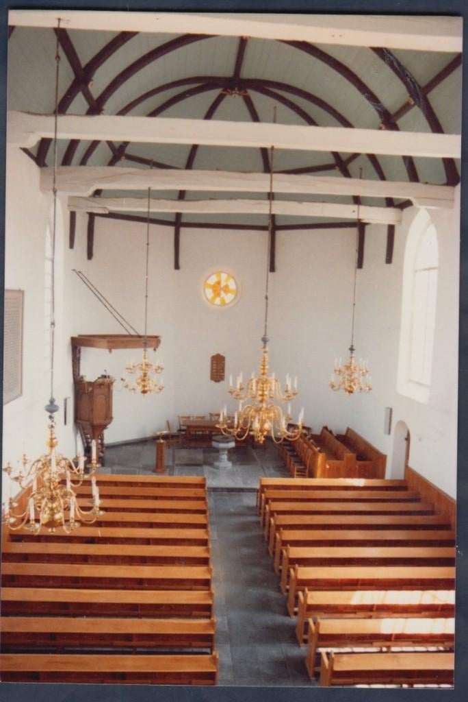 Hoornaar Interieur NH Kerk met Preekstoel FOTO, Verzenden, 1980 tot heden, Zuid-Holland