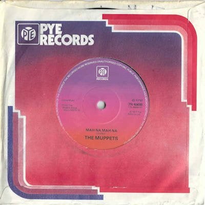 The MUPPETS  1977  SUPER !! M1779, Ophalen of Verzenden, Gebruikt, 7 inch, Pop