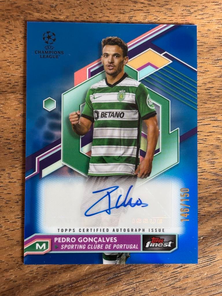 Pedro Gonçalves Topps Finest UCL Autograph 2022/23, Ophalen of Verzenden, Zo goed als nieuw, Buitenlandse clubs, Spelerskaart
