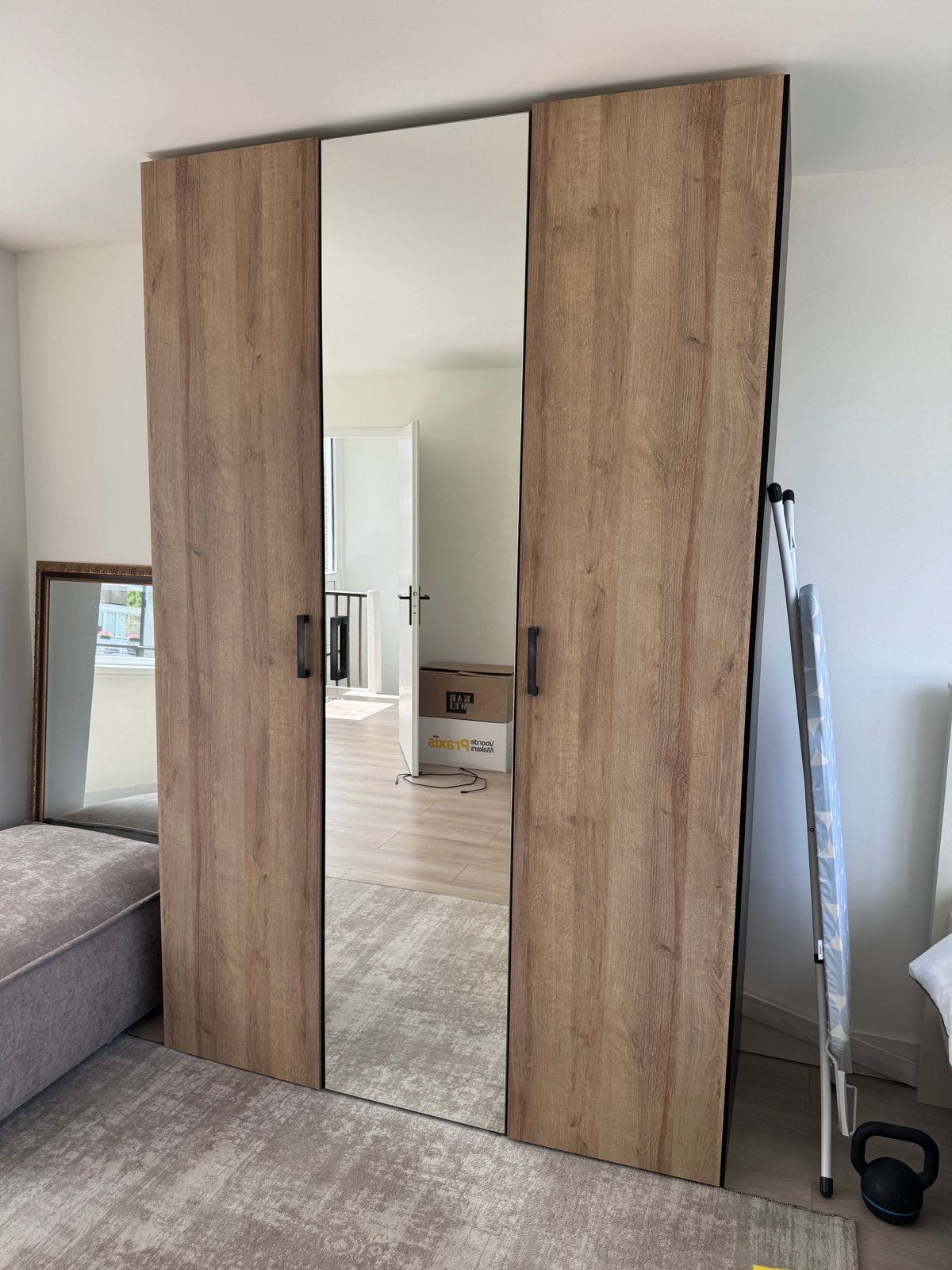Leen Bakker Stock Kledingkast met spiegeldeur, Huis en Inrichting, Kasten | Kledingkasten, Ophalen, Gebruikt, 200 cm of meer, 150 tot 200 cm