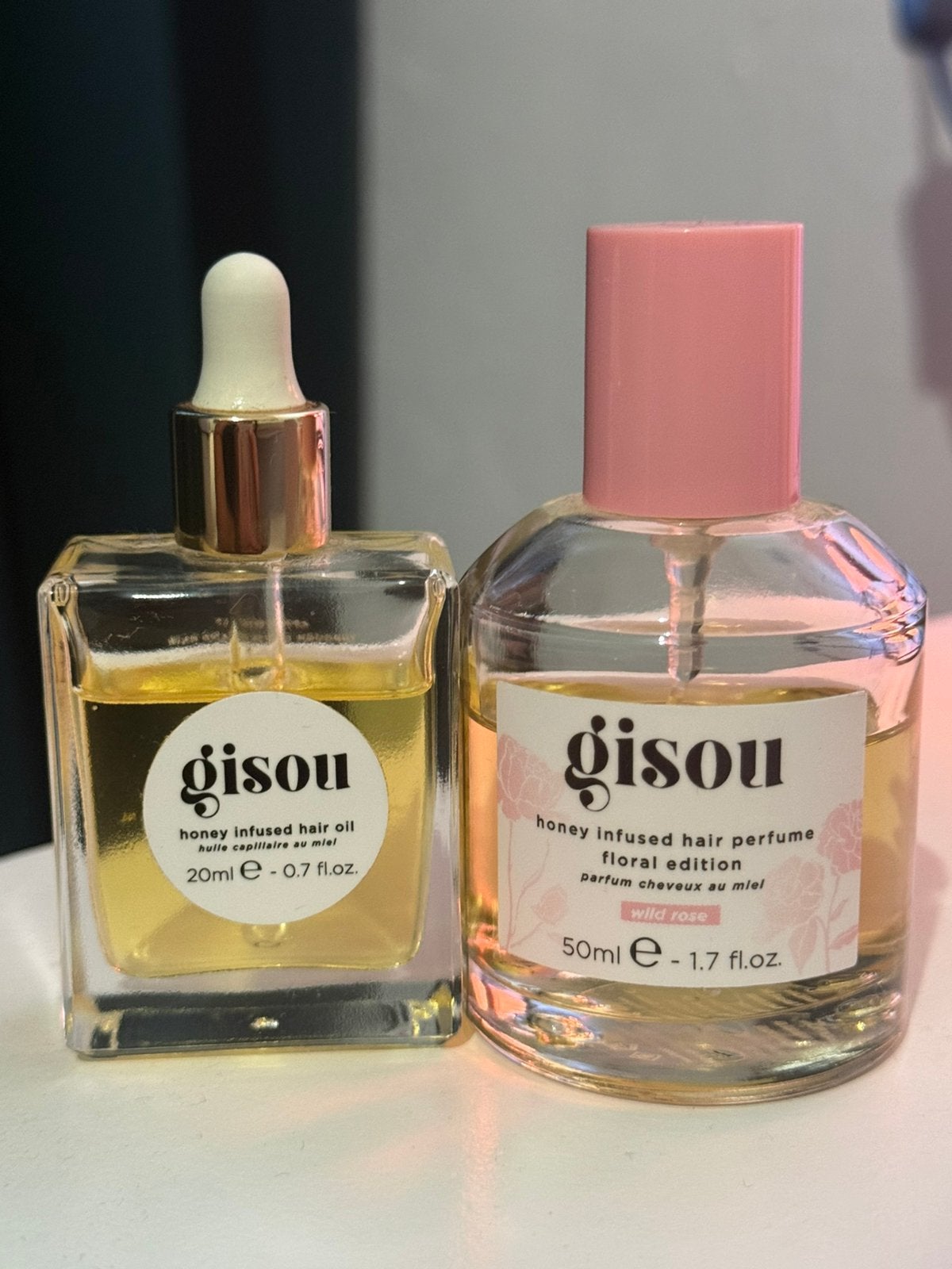 Gisou Wild Rose Parfum + Hair Oil Set, Verzenden, Zo goed als nieuw