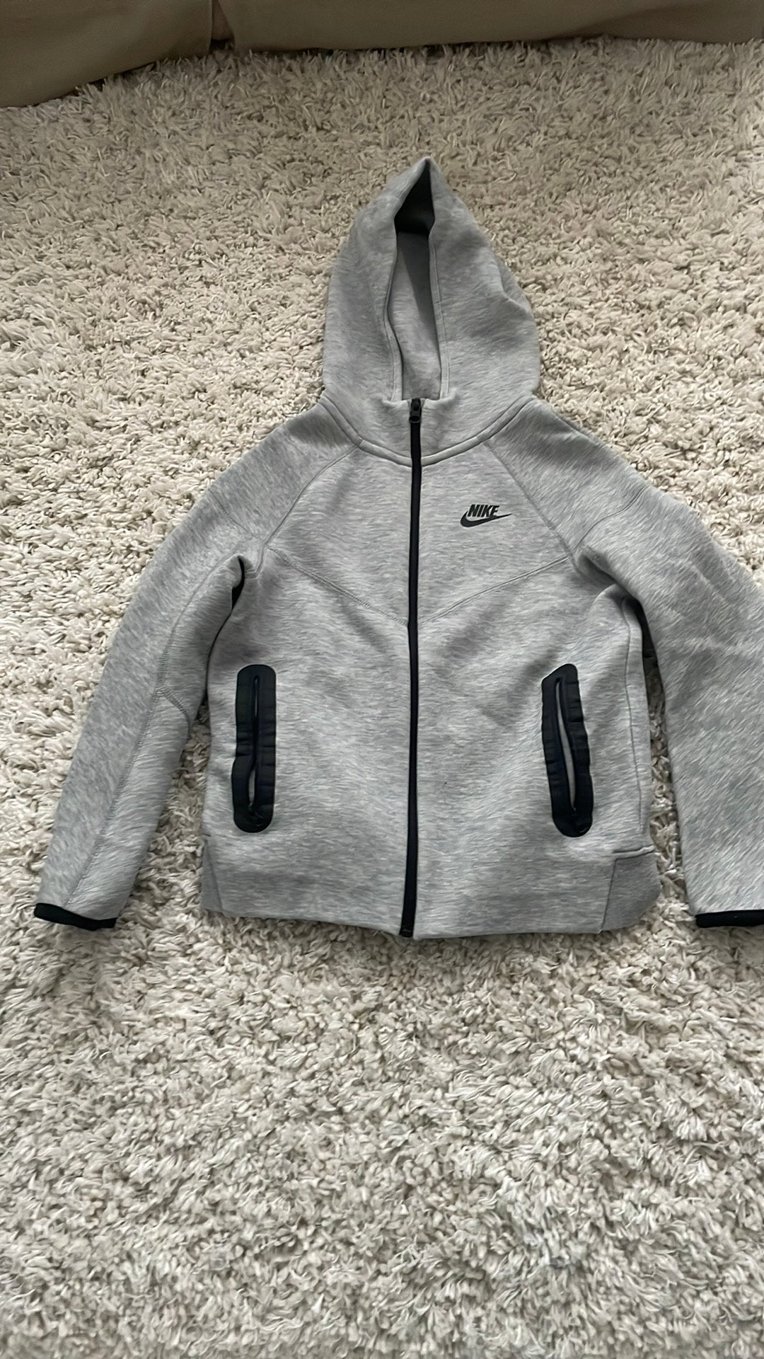 Nike tech pak. Maat 137-147, Ophalen, Zo goed als nieuw, Jongen