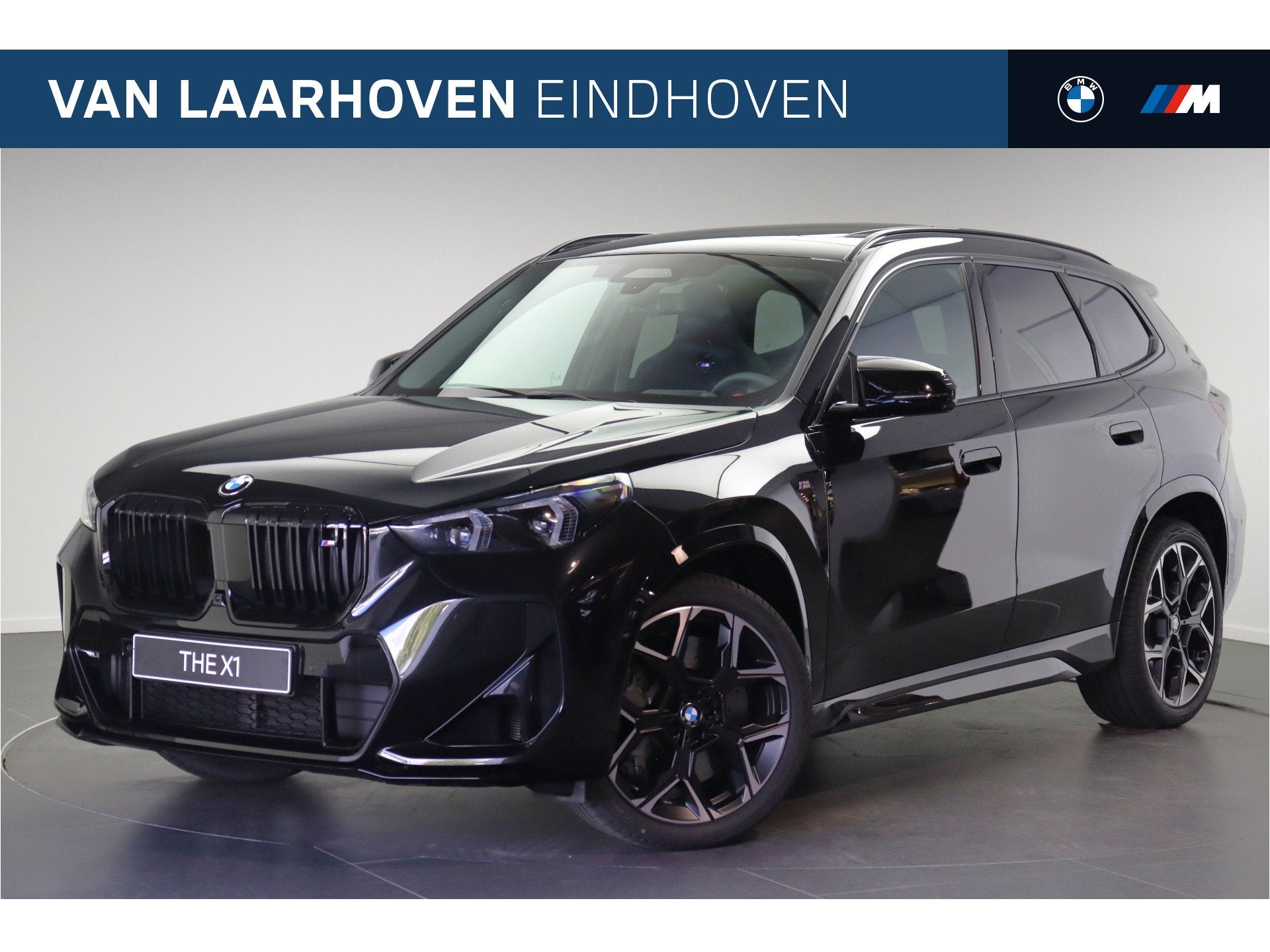 BMW X1 M35i M Sport Automaat / Panoramadak / Trekhaak / M Ad, Auto's, BMW, 1998 cc, Stoelverwarming, Zwart, 4 cilinders