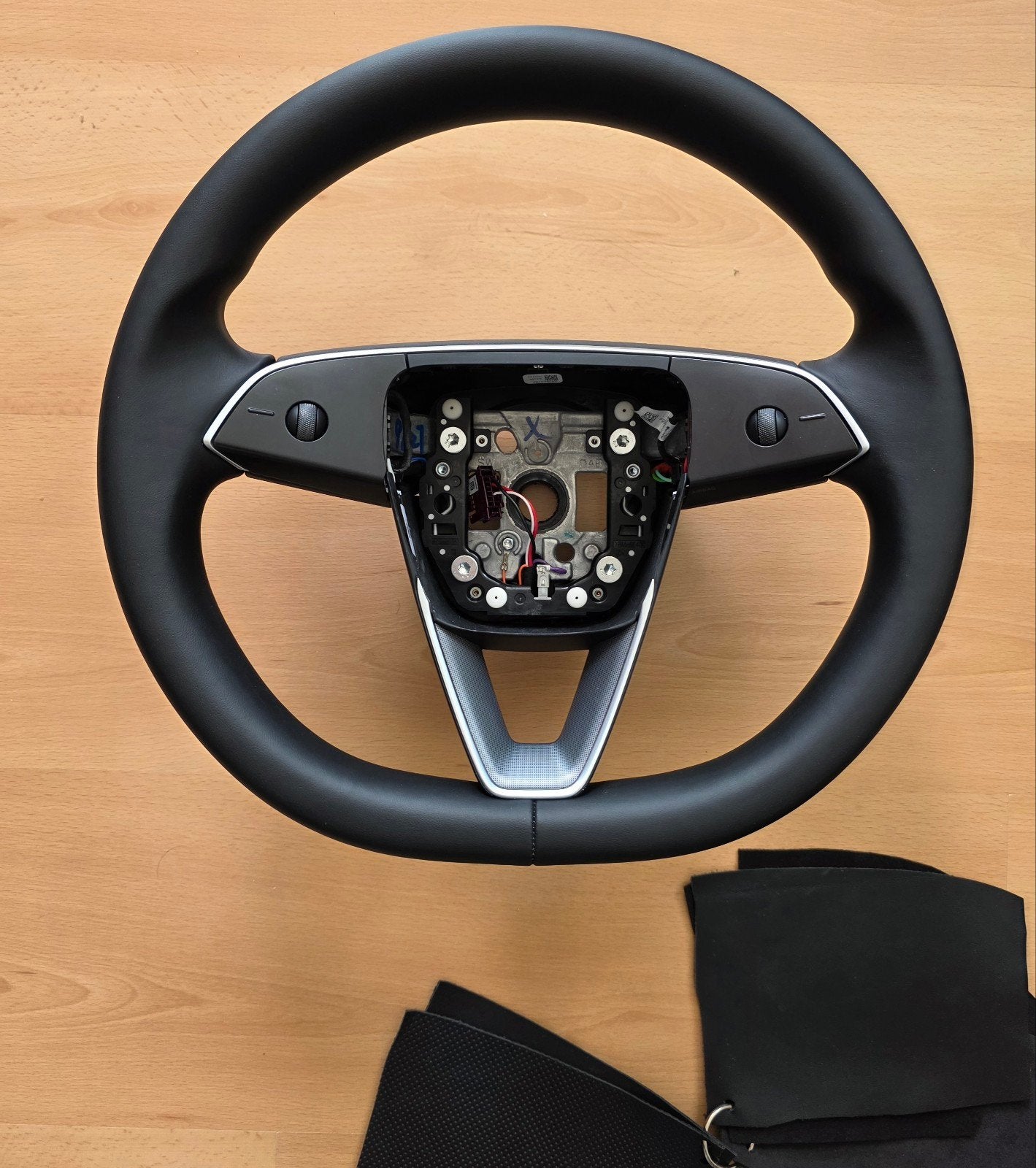 Inruil stuurwiel Tesla Model 3/Y nieuw nappa leer stuur, Info@tesla.com, 3500 Deer Creek Road, Palo Alto, CA 94304, USA, Tesla, Inc.