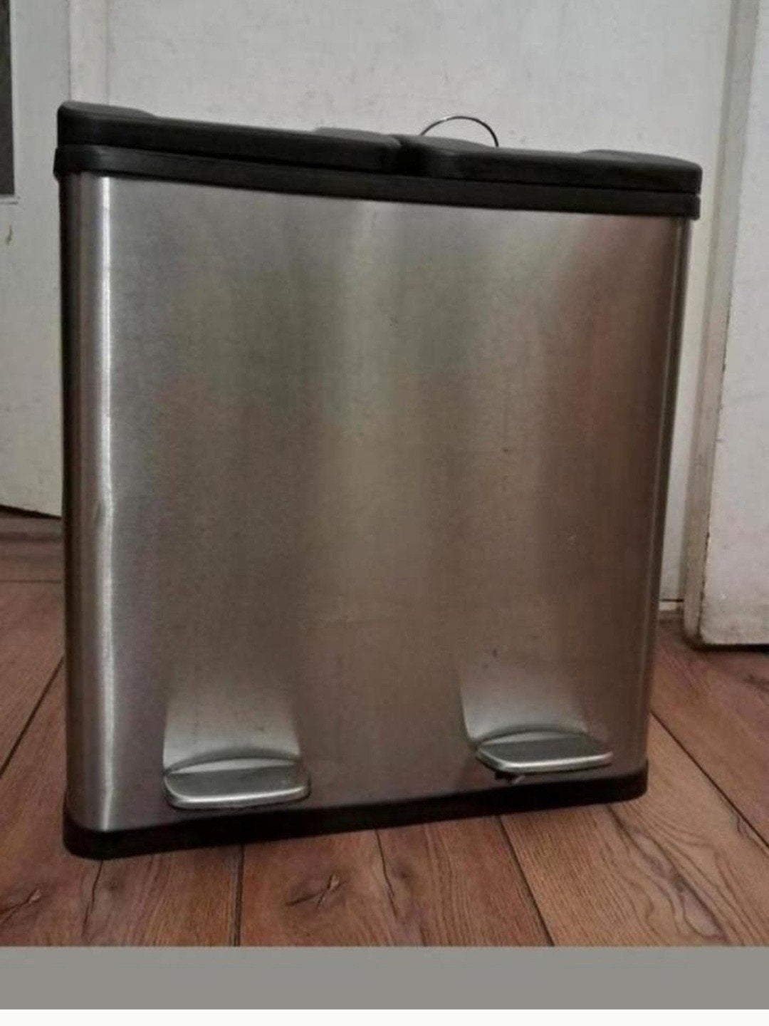 Te koop! Eko prullenbak met 2pedaal functie., Ophalen, Metaal