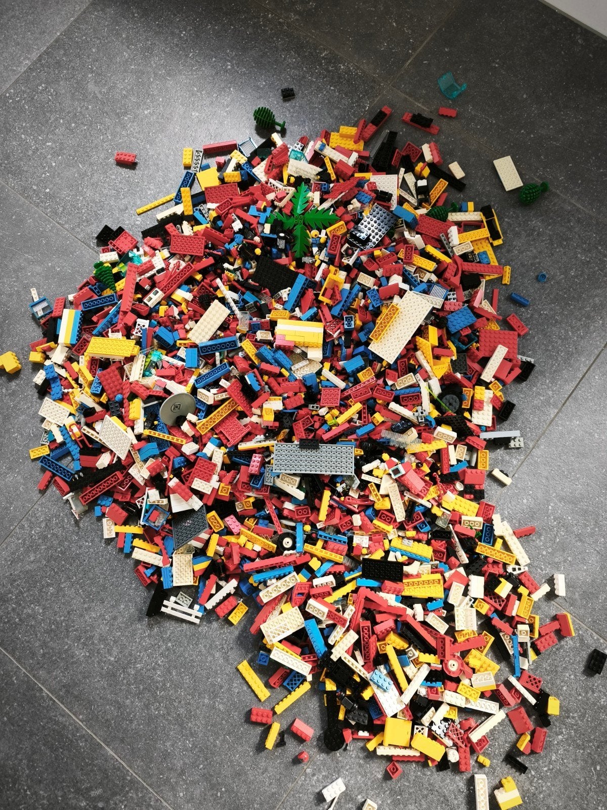Lego 6,2 kg kilo Lego vintage jaren 80, Inclusief minifiguren, Gebruikt, Lego, Ophalen of Verzenden