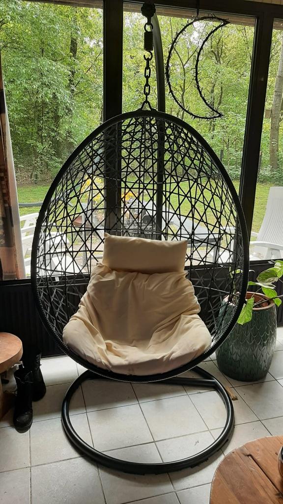 Ei stoel hangstoel., Ophalen, Zo goed als nieuw, Vijf, Zes of meer stoelen