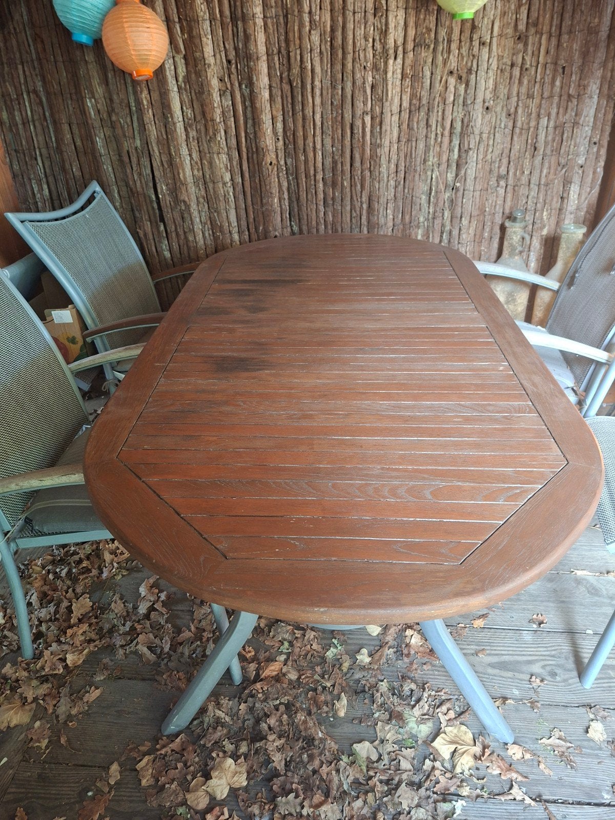 Tuinset: Tafel met teakhoutenblad en 6 metalen stoelen, Ophalen, Gebruikt, Rechthoekig, Hout
