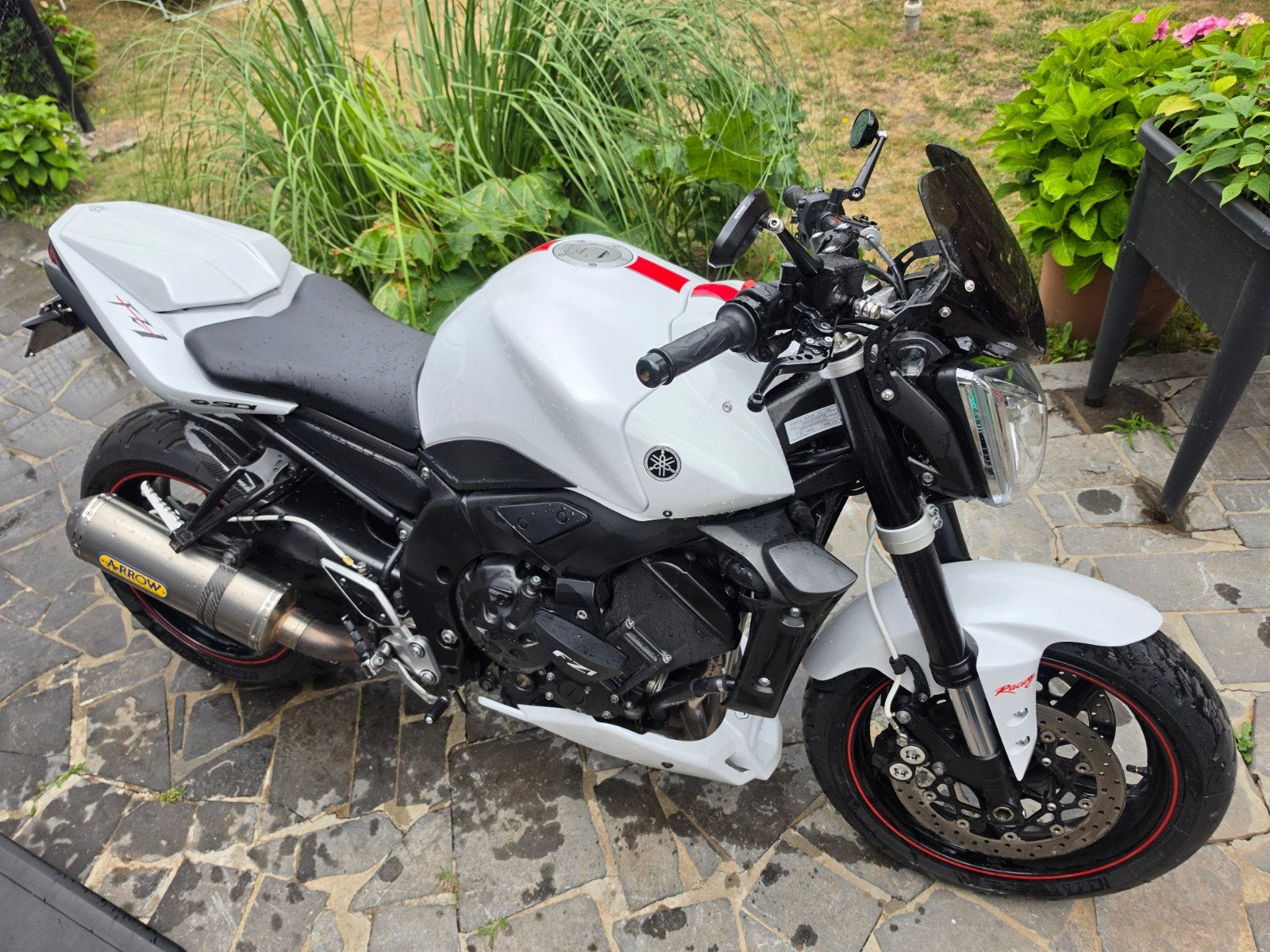 Yamaha Fz1 2008, Ophalen