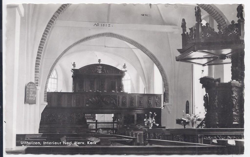 Uithuizen Interieur N.H. Kerk Oude ansichtkaart A1363, Verzamelen, Ophalen of Verzenden, 1960 tot 1980, Gelopen