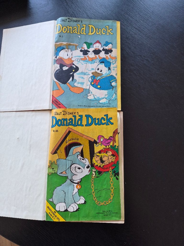 Donald Duck strips, 1975 t/m 1991 (780 ingebonden strips)., Gelezen, Walt Disney, Ophalen of Verzenden, Meerdere stripboeken