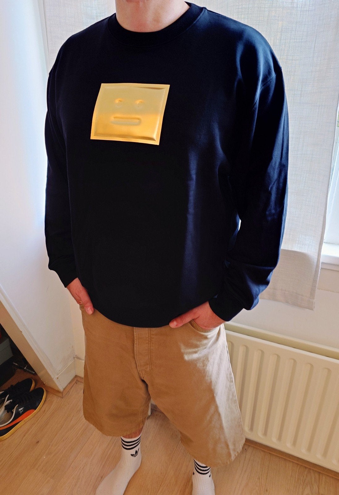Acne Studios Embossed Face sweater M (valt als XL), Acne Studios, Maat 48/50 (M), Zwart, Ophalen of Verzenden