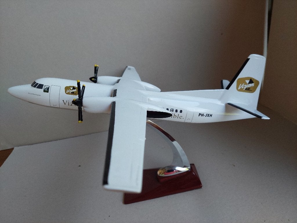 FOKKER 50 - Schaalmodel vliegtuig, Hobby en Vrije tijd, Modelbouw | Vliegtuigen en Helikopters, Overige merken, 1:72 tot 1:144