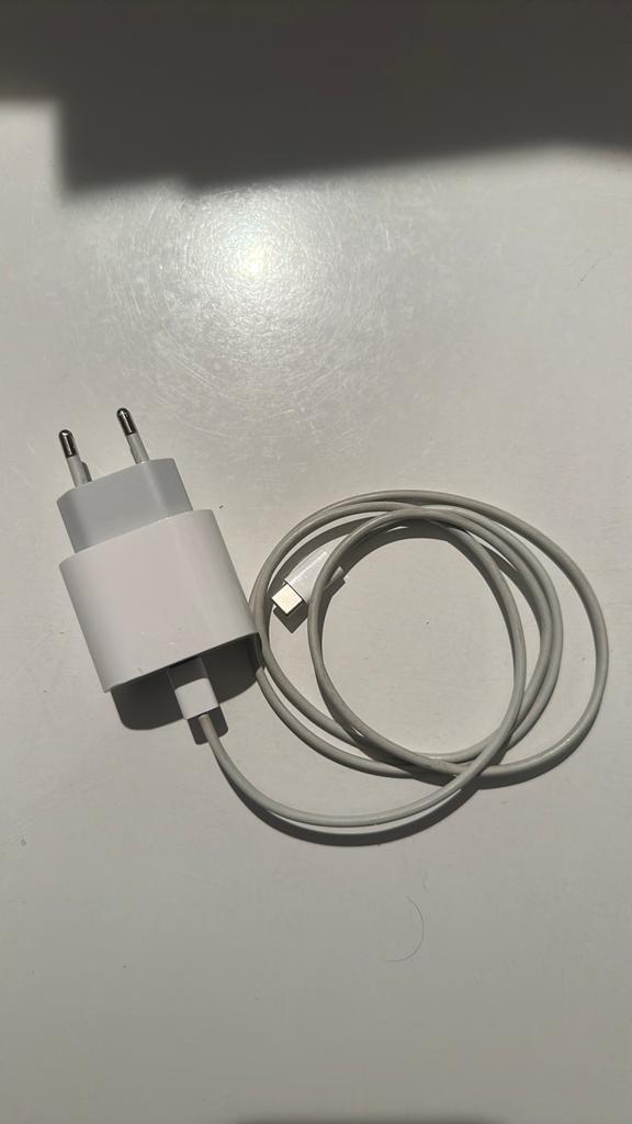 Apple USB-C Oplader met Kabel (20W), Ophalen of Verzenden, Gebruikt, Apple iPhone