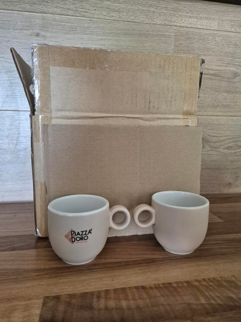 Piazza d'Oro koffiekopjes - 12 stuks - Zandkleur - Nieuw, Huis en Inrichting, Keuken | Servies, Nieuw, Ophalen of Verzenden, Effen