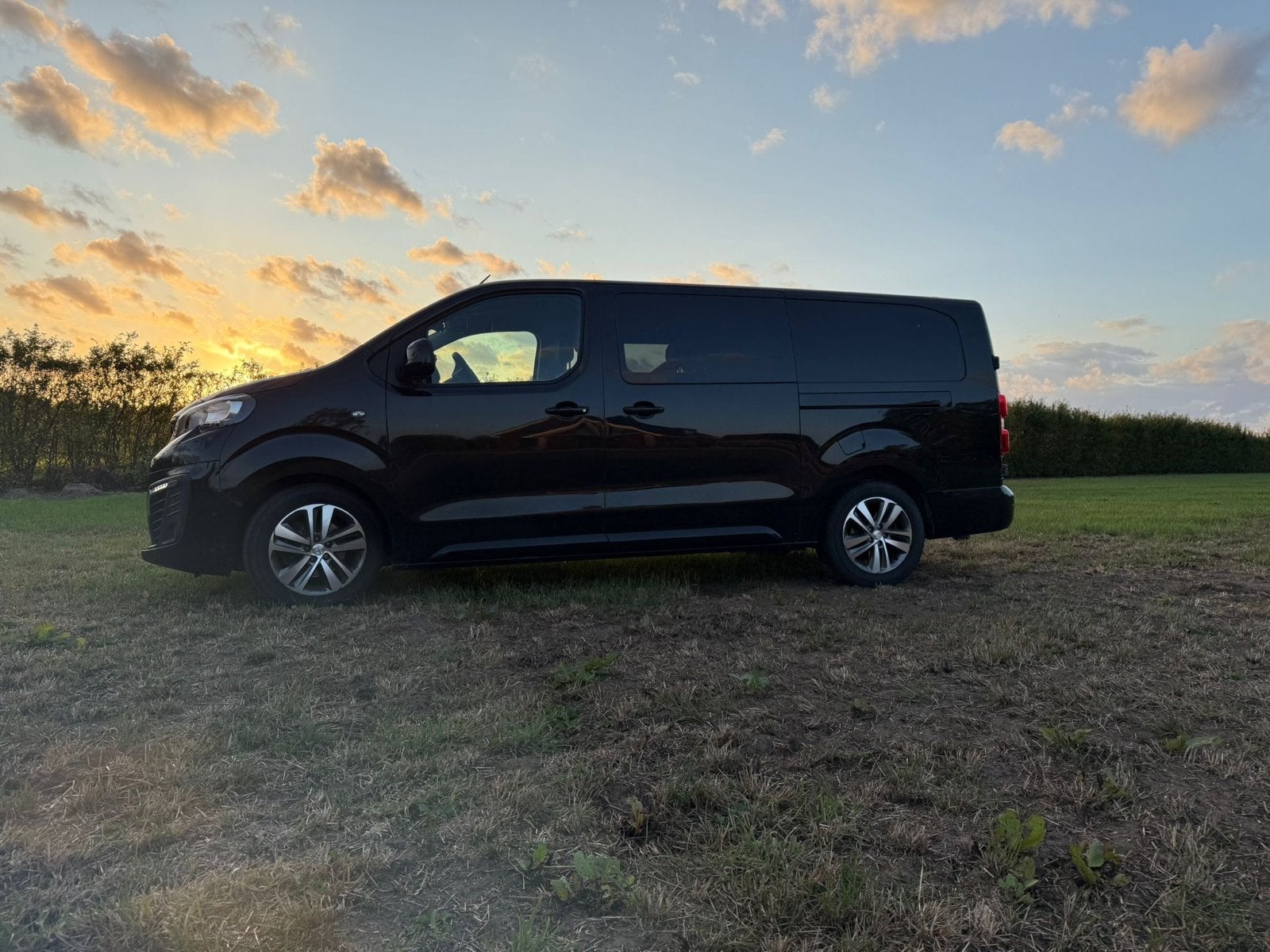 Peugeot Expert 2.0 HDI 90KW dubbelecabine 2 schuifdeufdeuren, Voorwielaandrijving, 4 cilinders, Origineel Nederlands, Bedrijf