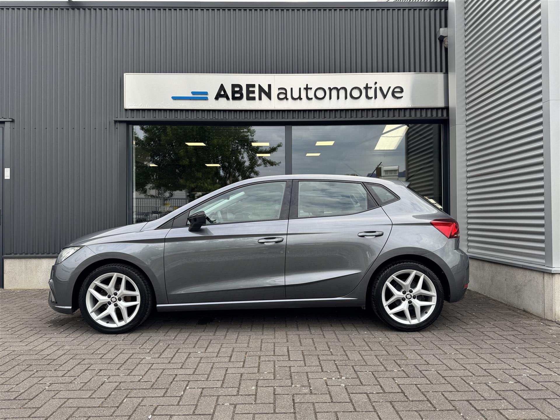 SEAT Ibiza 1.0 TSI 95PK FR 5-deurs (ACC|17" LMV|NAVI|CLIMA|S, Auto's, 95 pk, Ibiza, Bedrijf, Handgeschakeld