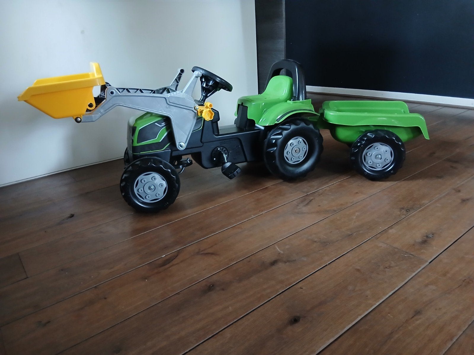 Nieuwe traptrekker, Kinderen en Baby's, Speelgoed | Buiten | Voertuigen en Loopfietsen, Ophalen, Nieuw, Trapvoertuig