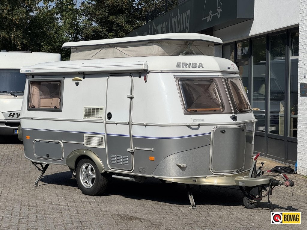 Eriba Touring Triton 420 GT, Overige typen, Tot en met 2, Treinzit, 750 - 1000 kg