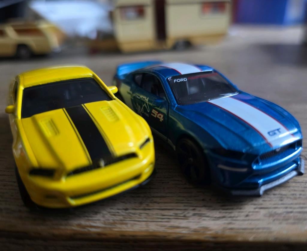 Ford Mustang GT/ Boss Majorette 1:64, Ophalen of Verzenden, Nieuw, Auto, Majorette