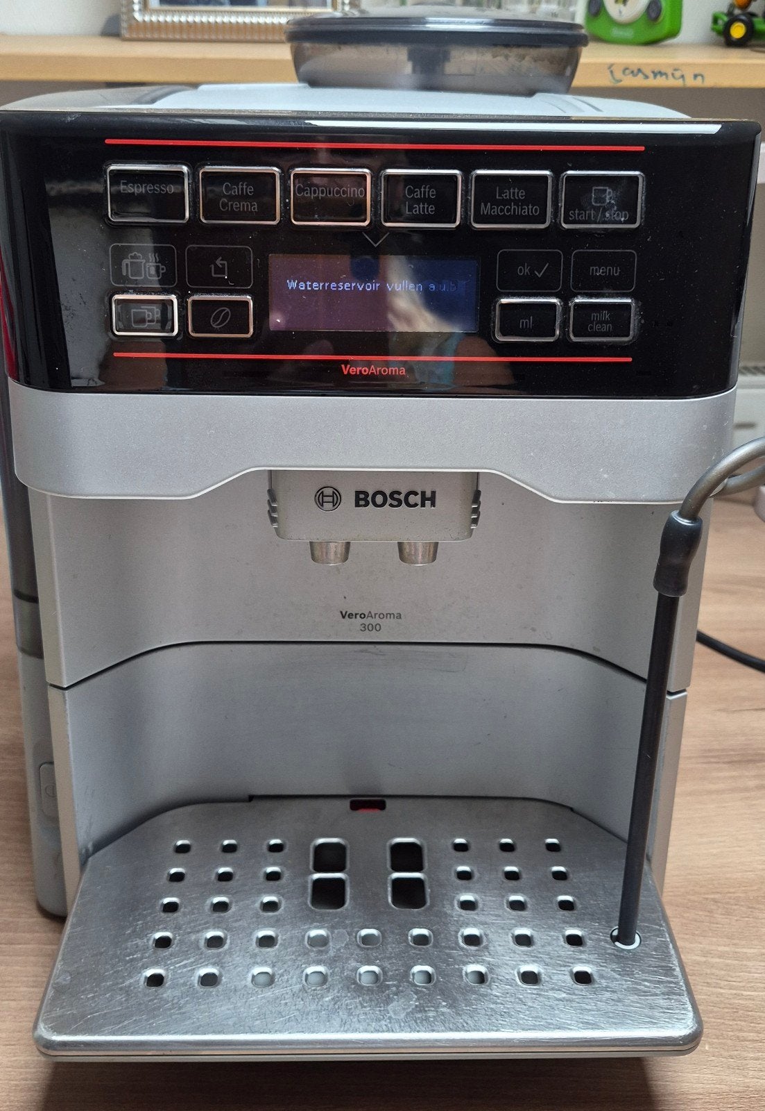 Bosch VeroAroma 300 Bonenmachine - Gereviseerd, Afneembaar waterreservoir, Koffiemachine, Refurbished, Koffiebonen