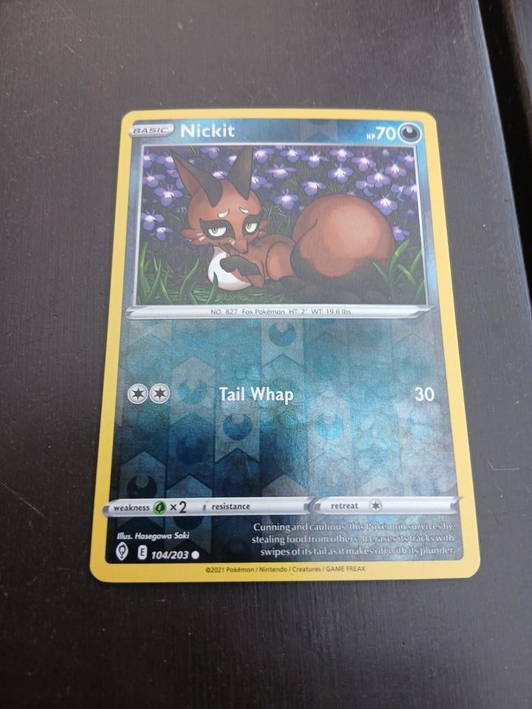 Nickit Pokémon Kaart 104/203 - Zo goed als nieuw, Hobby en Vrije tijd, Verzamelkaartspellen | Pokémon, Zo goed als nieuw, Losse kaart