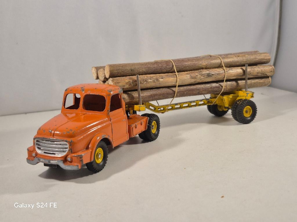 Dinky Supertoys Willeme Truck+houtoplegger nr 36, Ophalen of Verzenden, Gebruikt, Bus of Vrachtwagen, Dinky Toys