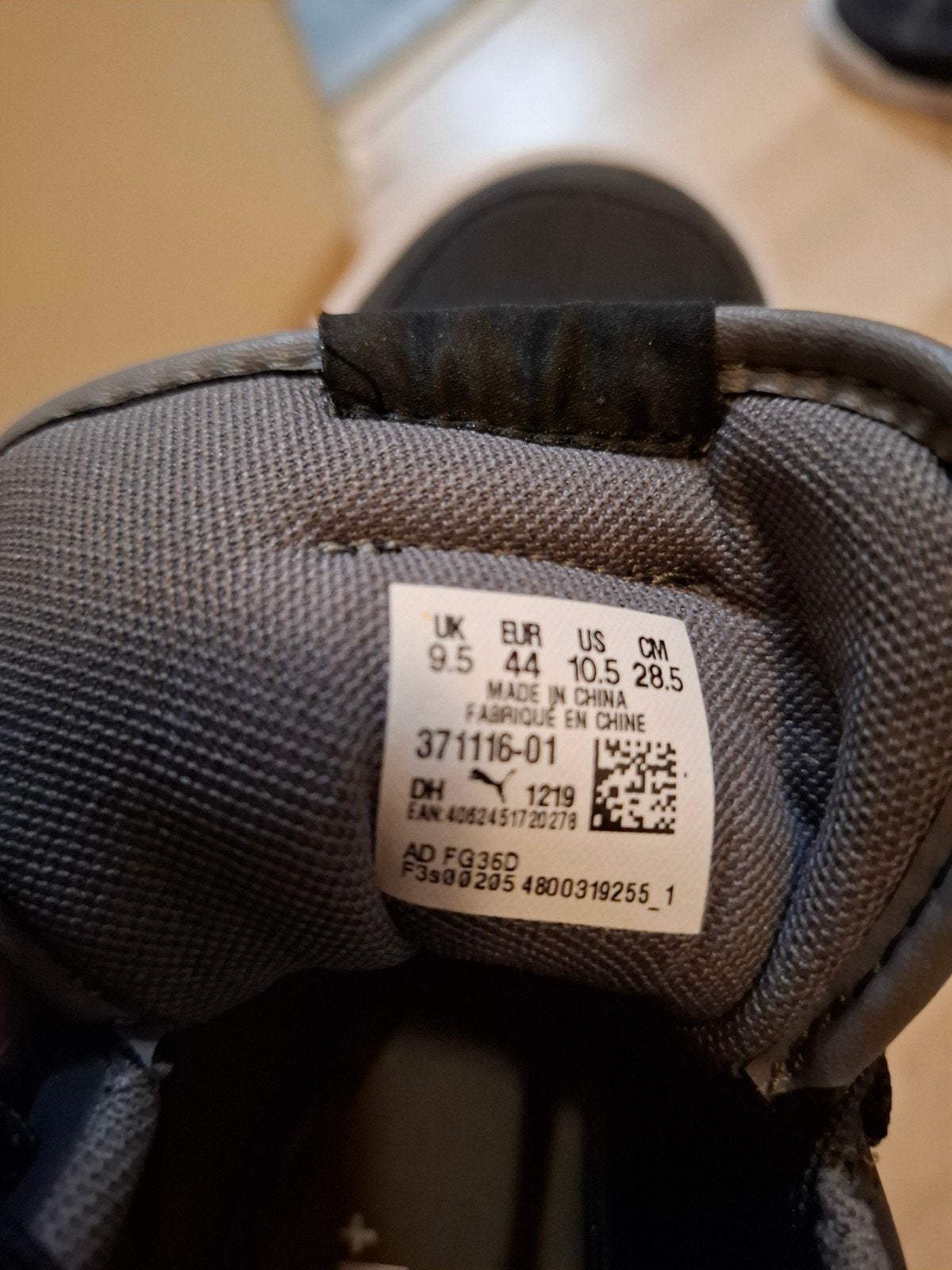 Puma Sneakers Maat 44 - Zwart, Zo goed als nieuw, Kleding | Heren, Puma, Zwart, Ophalen of Verzenden, Sneakers of Gympen