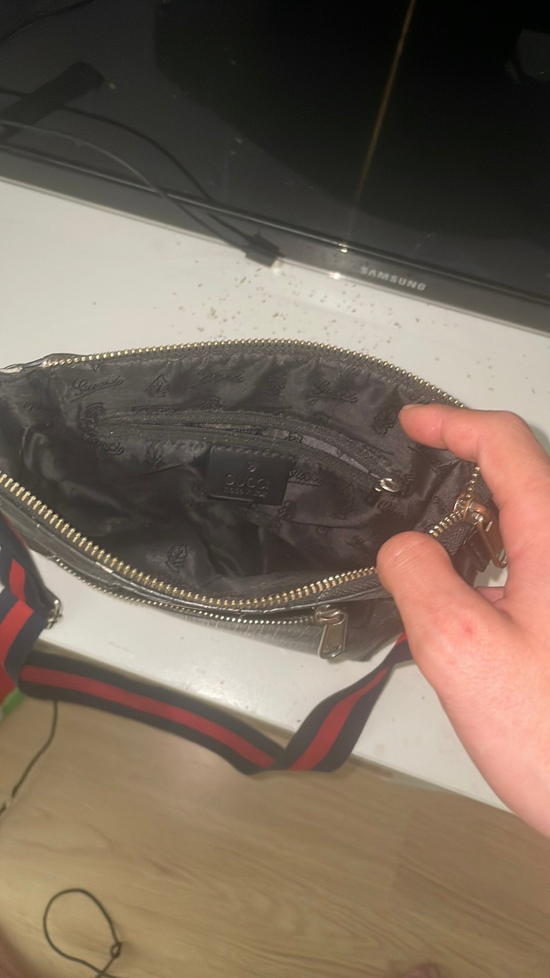 Gucci schouder tas, Ophalen of Verzenden, Zo goed als nieuw, Zwart