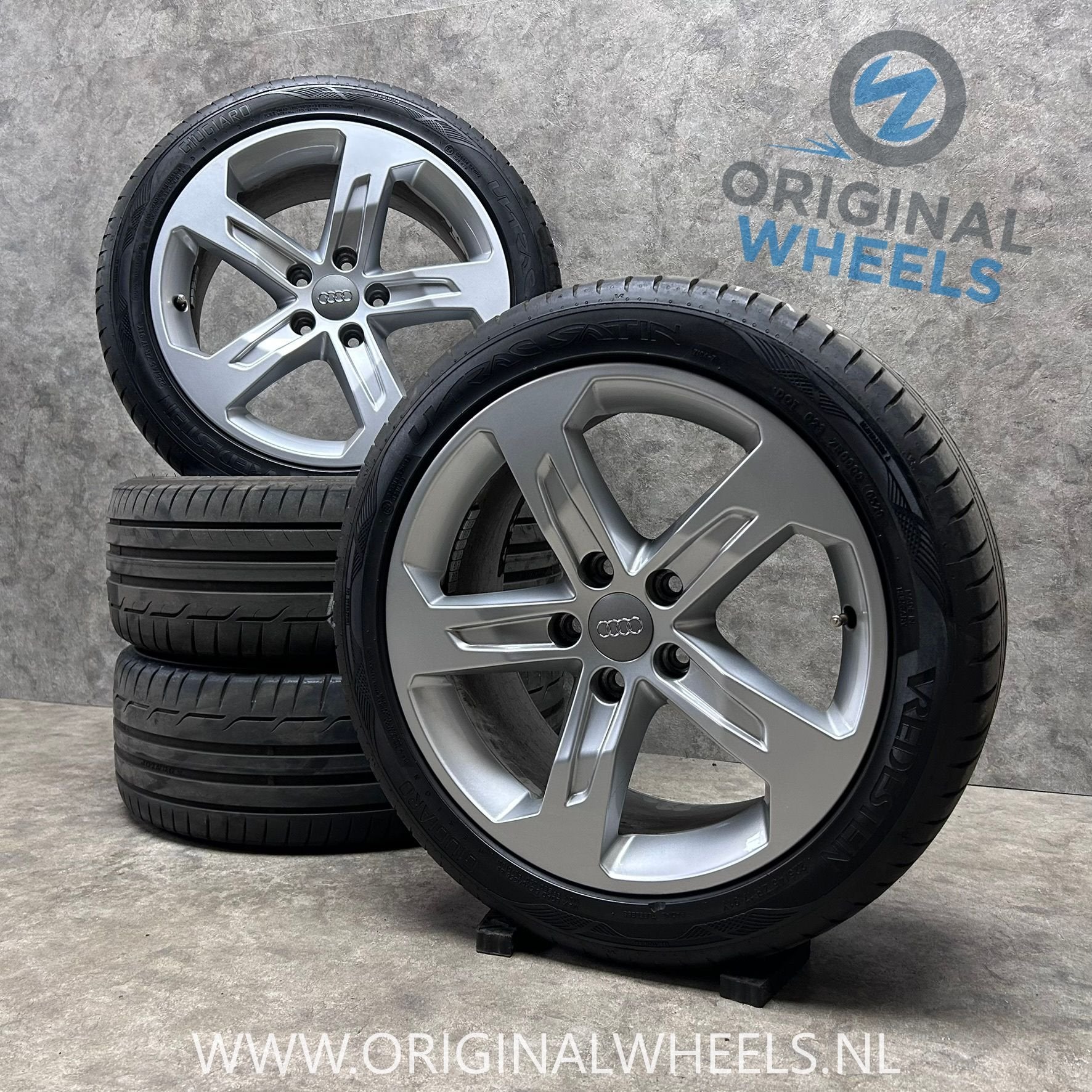 diversen 17 inch originele velgen + zomerbanden Audi A3, Gebruikt, -, -, Banden en Velgen