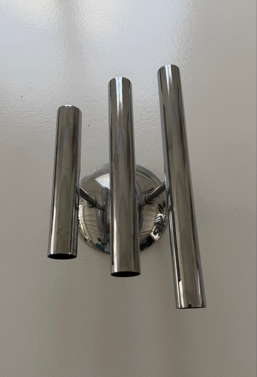 Moderne chromen wandlamp met 3 spots, Ophalen, Gebruikt, Metaal