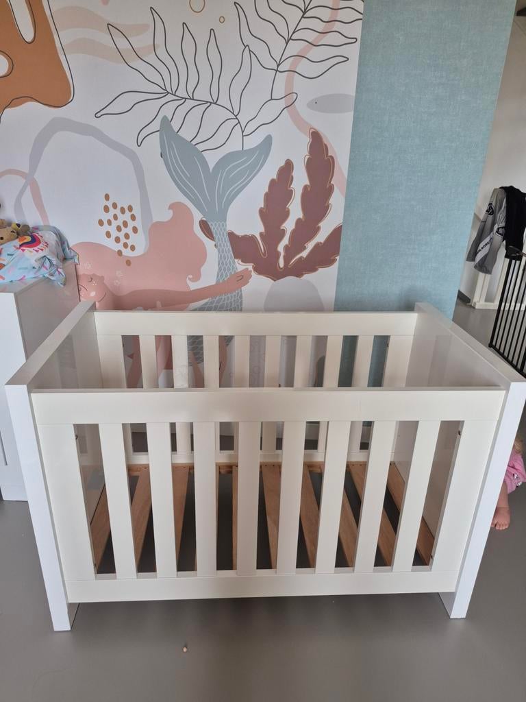 Wit ledikant, Kinderen en Baby's, Kinderkamer | Bedden, Ophalen, Gebruikt, Minder dan 140 cm, Minder dan 70 cm