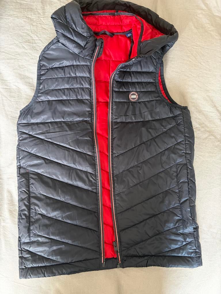 Jack & Jones Bodywarmer Blauw /Rood Maat 152, Ophalen of Verzenden, Zo goed als nieuw, Jongen, Jas
