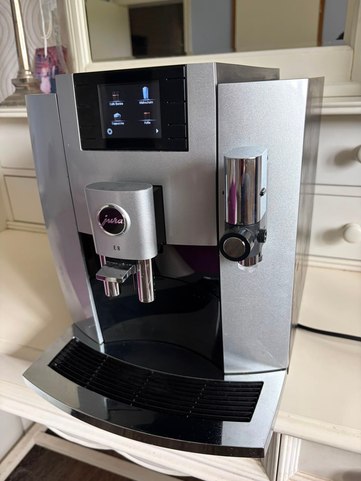 Jura E8 2021 volautomatische koffie machine, Witgoed en Apparatuur, Koffiezetapparaten, Ophalen of Verzenden, Zo goed als nieuw