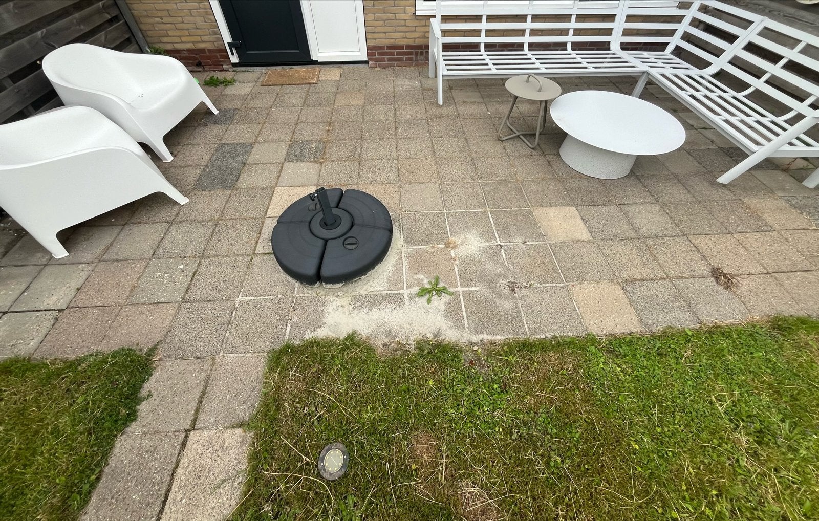 Gratis 31 m² stoeptegels + €25 toe!, Ophalen, Gebruikt, 10 m² of meer, Beton