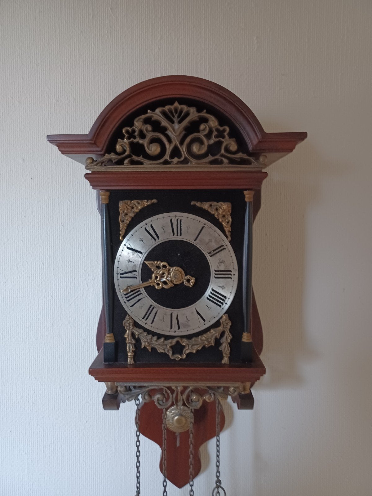 Zaanse wandklok - Klassiek en functioneel, Ophalen of Verzenden