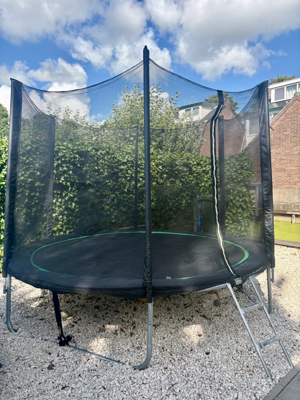 Virtufit trampoline met veiligheidsnet en grondankers 305 cm, Ophalen, Gebruikt