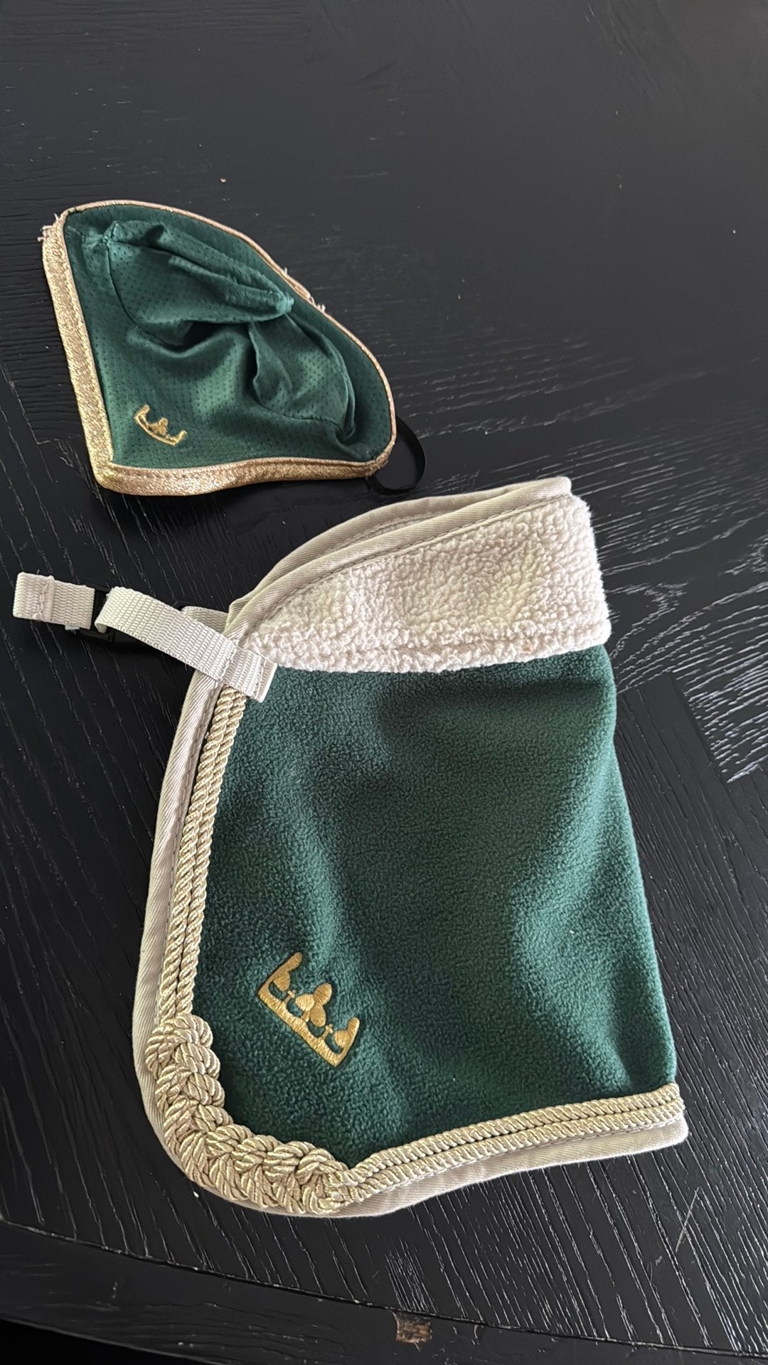 Oortje en dekje voor stokpaard, Ophalen, Zo goed als nieuw