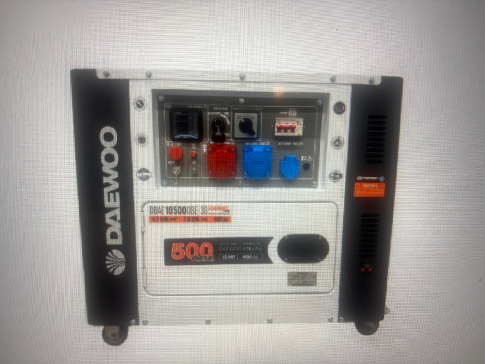 Nieuwe Daewoo generator DDAE10500, Doe-het-zelf en Verbouw, Aggregaten, Ophalen of Verzenden, Zo goed als nieuw, Minder dan 5 kVA